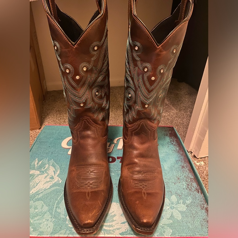 Gypsy Rose boots - Sz. 8
